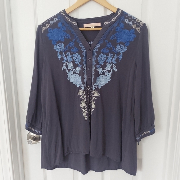Embroidered Detail Blouse Blue Large - Picture 1 of 5